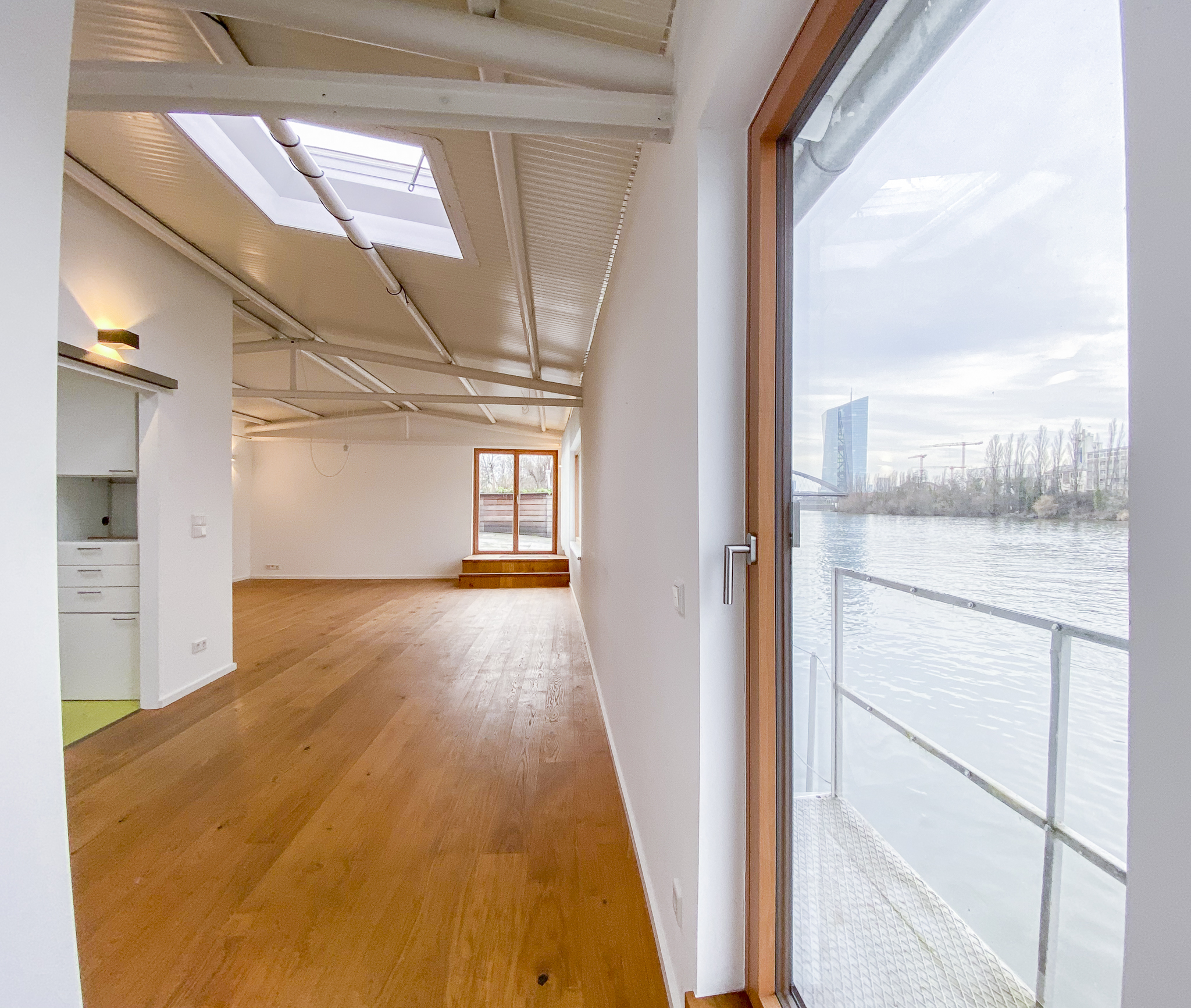 Bild 3: Hausbootinnen 2